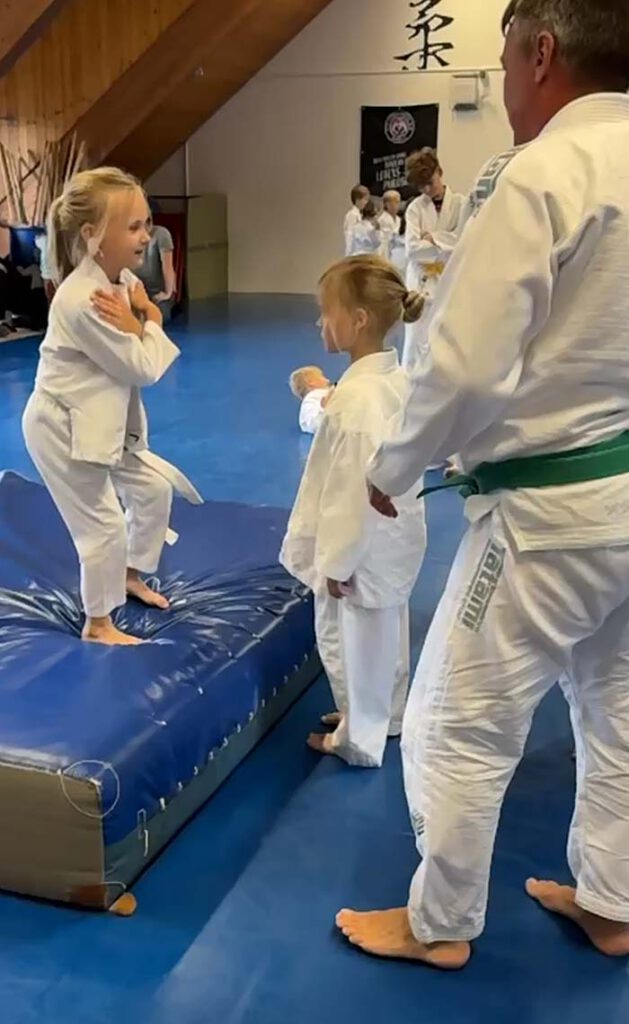 jjjc-budo-minis-training